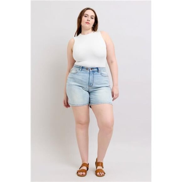 Judy Blue Full Size 2 Button Denim Shorts with Pockets Plus Size - Picture 10 of 16